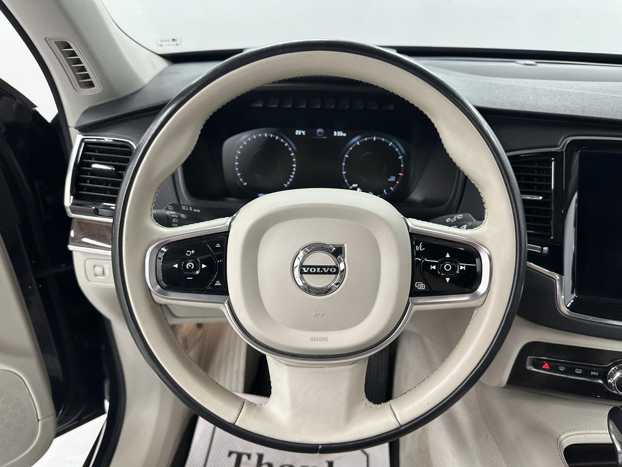 2016 Volvo XC90 AWD 5dr T6 Momentum Photo30