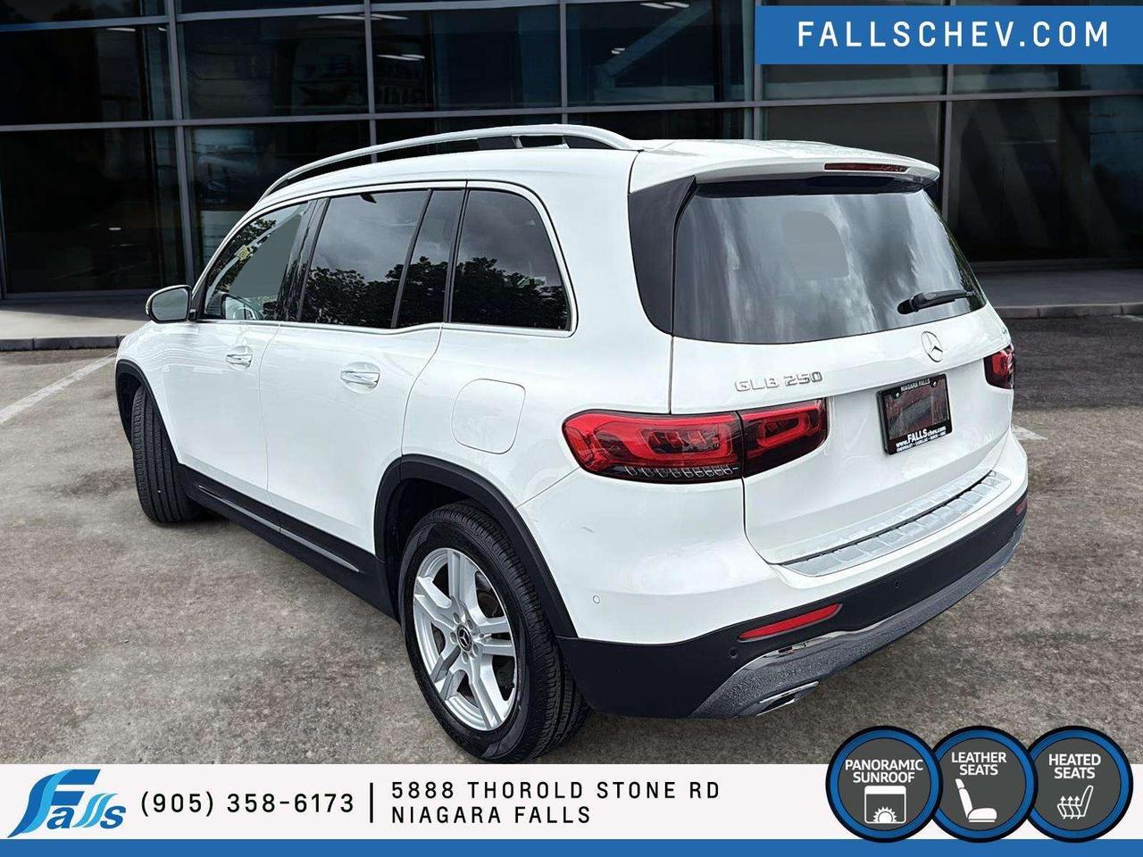 2023 Mercedes-Benz GLB LEATHER,PANO ROOF Photo