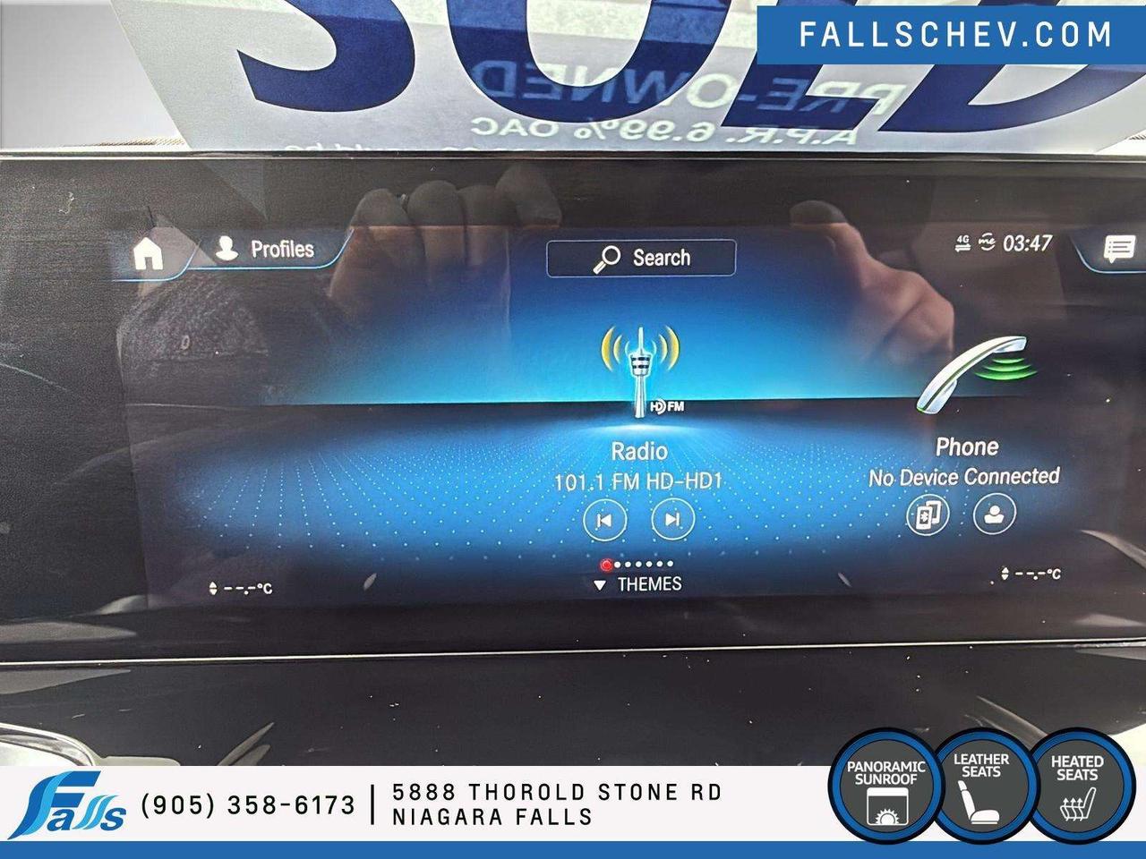 2023 Mercedes-Benz GLB LEATHER,PANO ROOF Photo