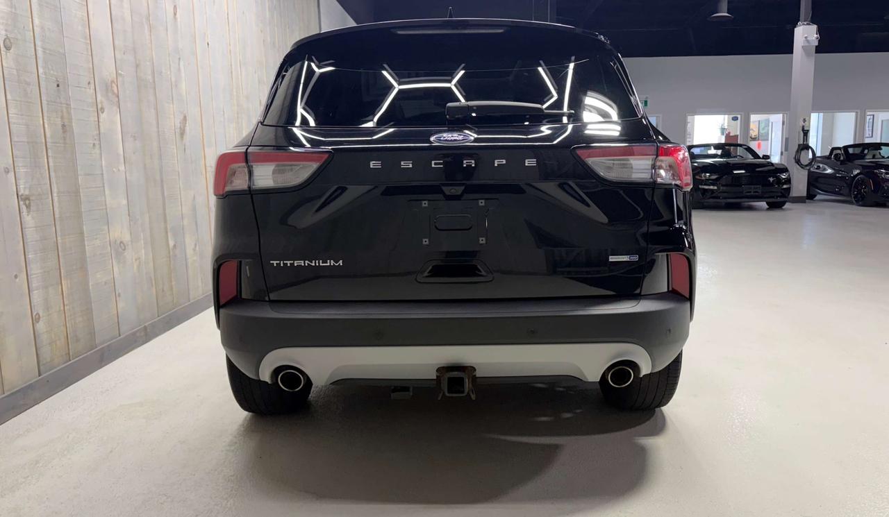 2020 Ford Escape TITANIUM AWD 2.0T ACCIDENT FREE Photo