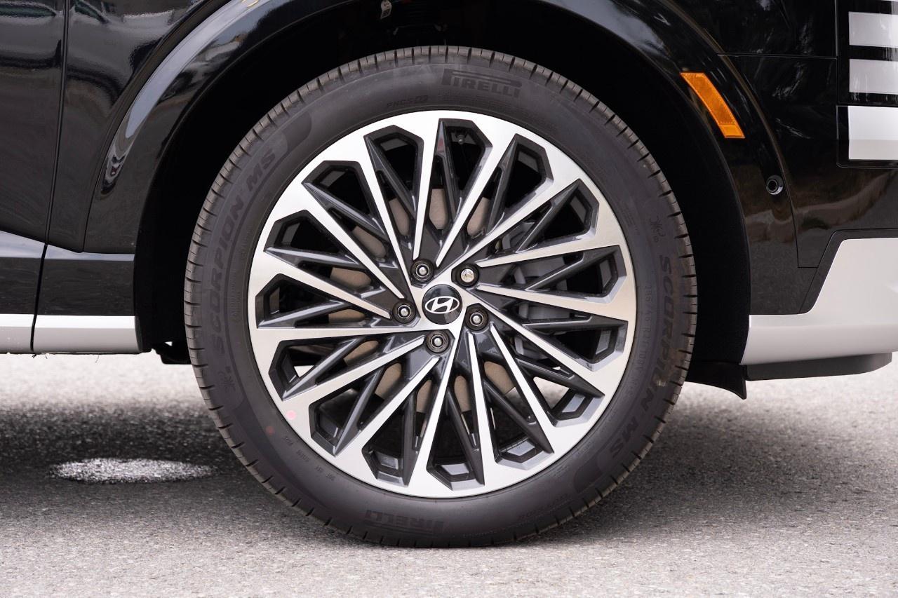 2026 Hyundai PALISADE ULTIMATE CALLIGRAPHY AWD Photo