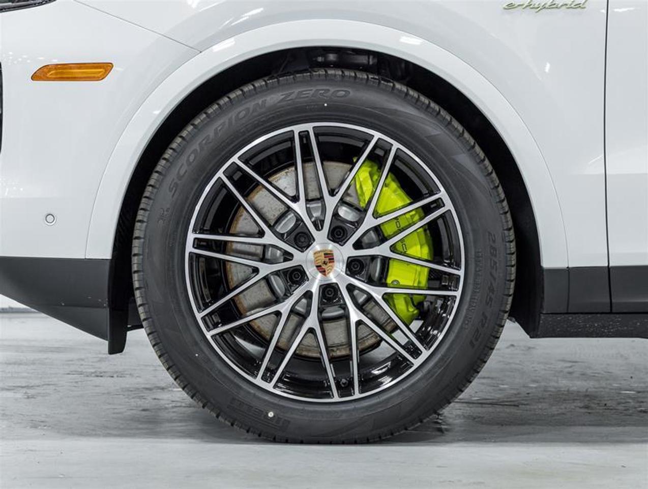 2026 Porsche Cayenne  Photo