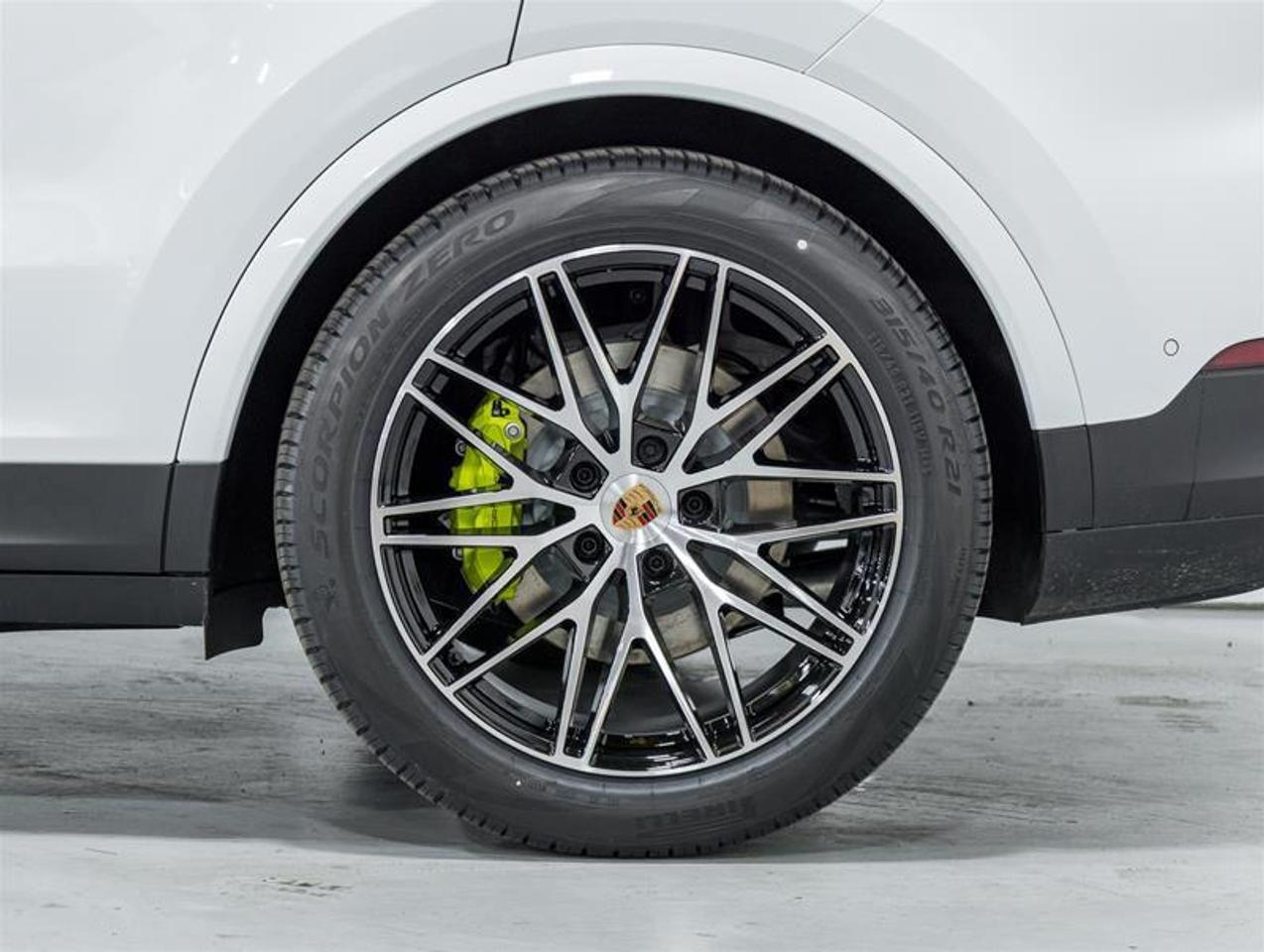 2026 Porsche Cayenne  Photo