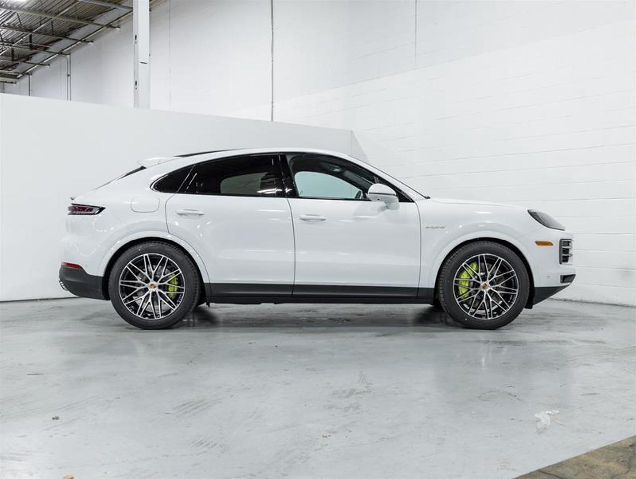 2026 Porsche Cayenne  Photo