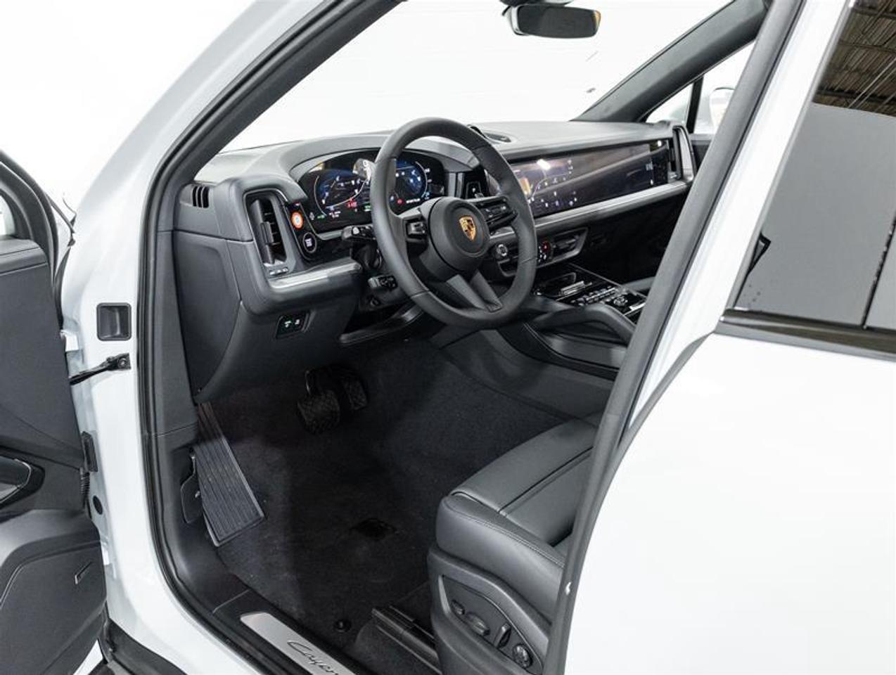 2026 Porsche Cayenne  Photo