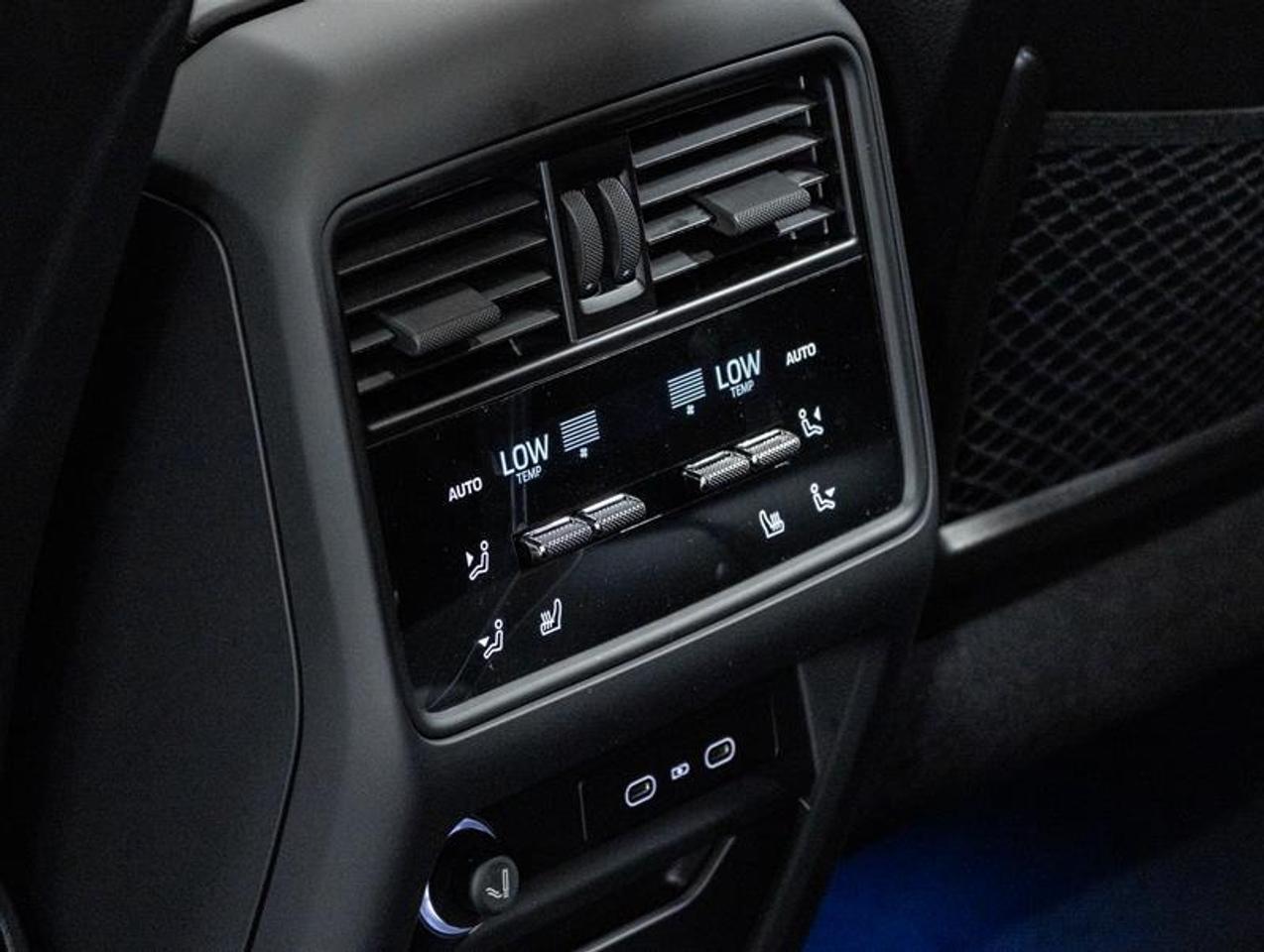 2026 Porsche Cayenne  Photo