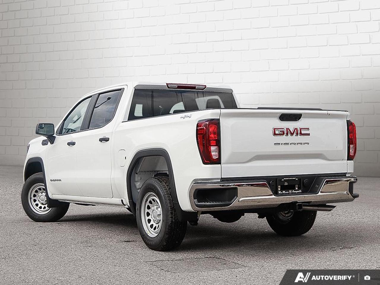2026 GMC Sierra 1500 Crew Cab Short Box 4-Wheel Drive Pro Photo