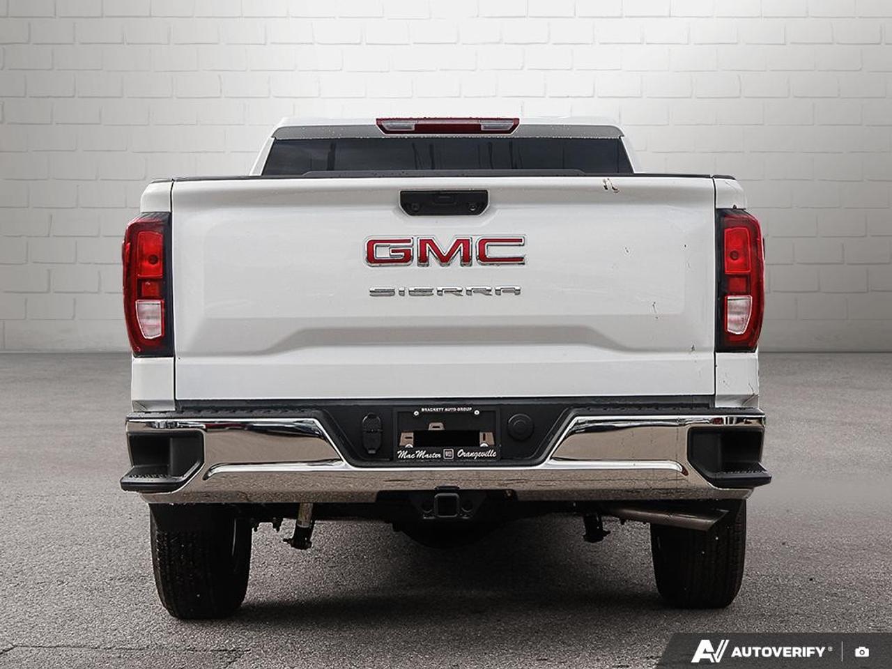 2026 GMC Sierra 1500 Crew Cab Short Box 4-Wheel Drive Pro Photo