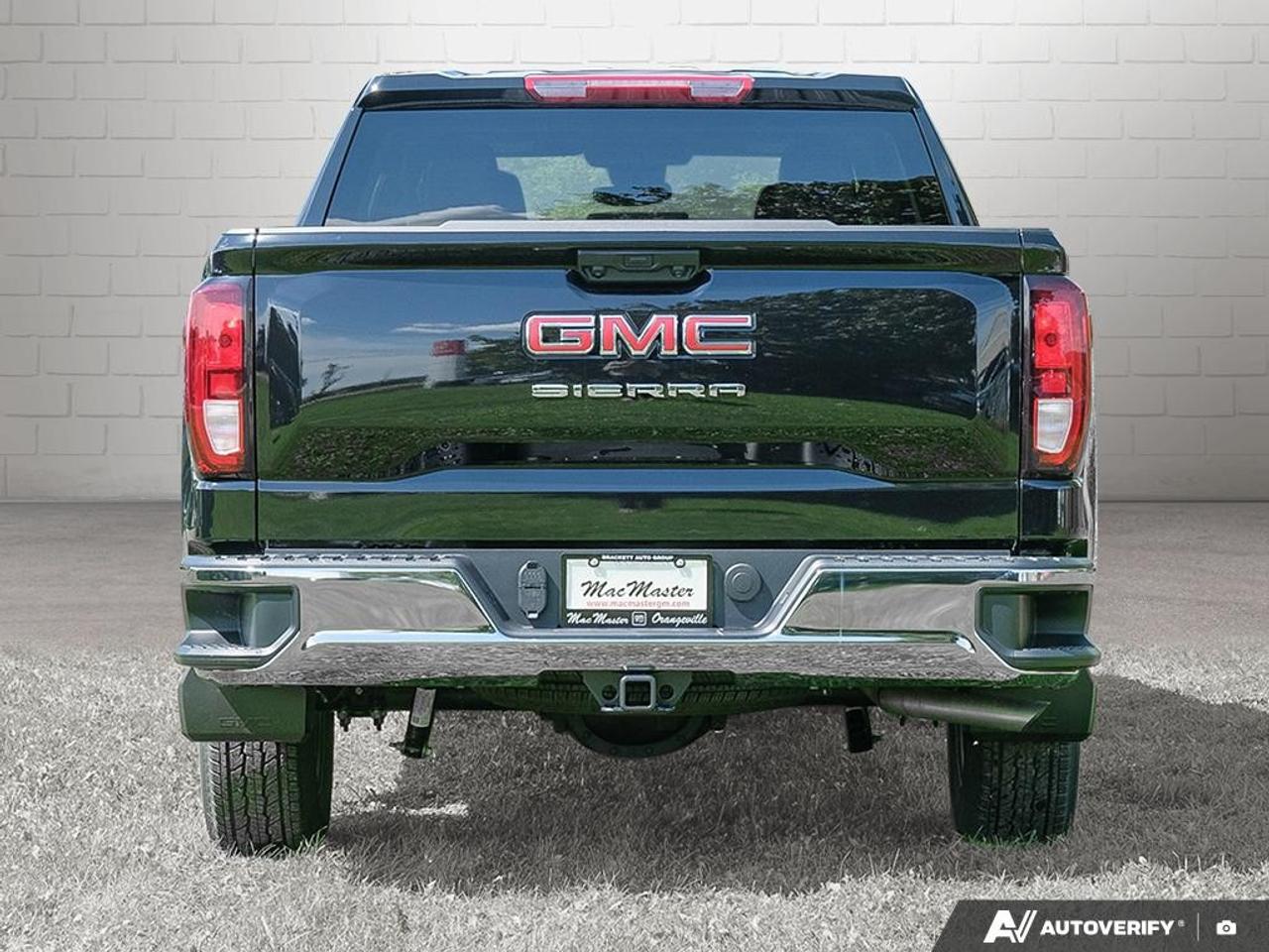 2026 GMC Sierra 1500 Crew Cab Short Box 4-Wheel Drive Pro Photo