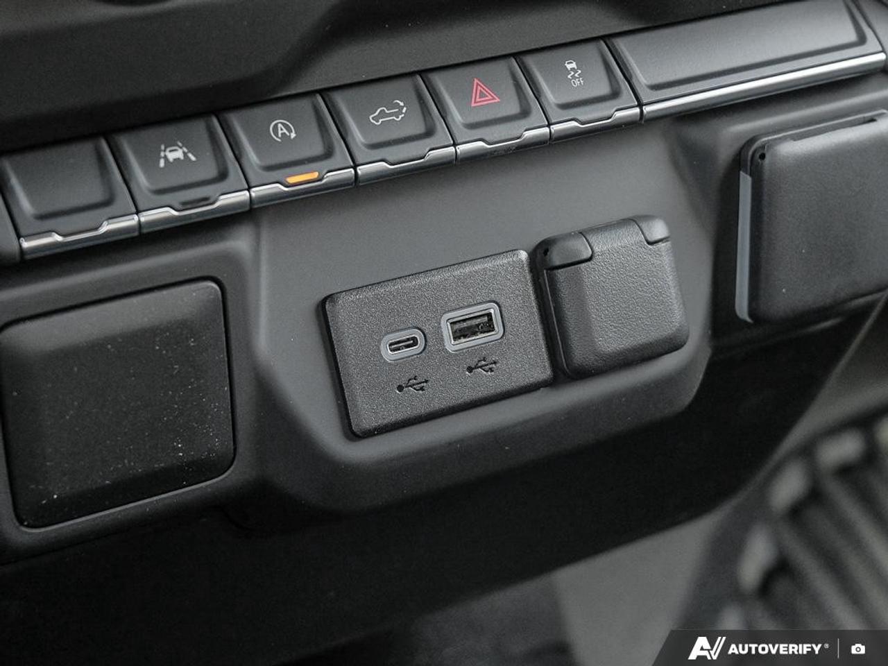 2026 GMC Sierra 1500 Crew Cab Short Box 4-Wheel Drive Pro Photo