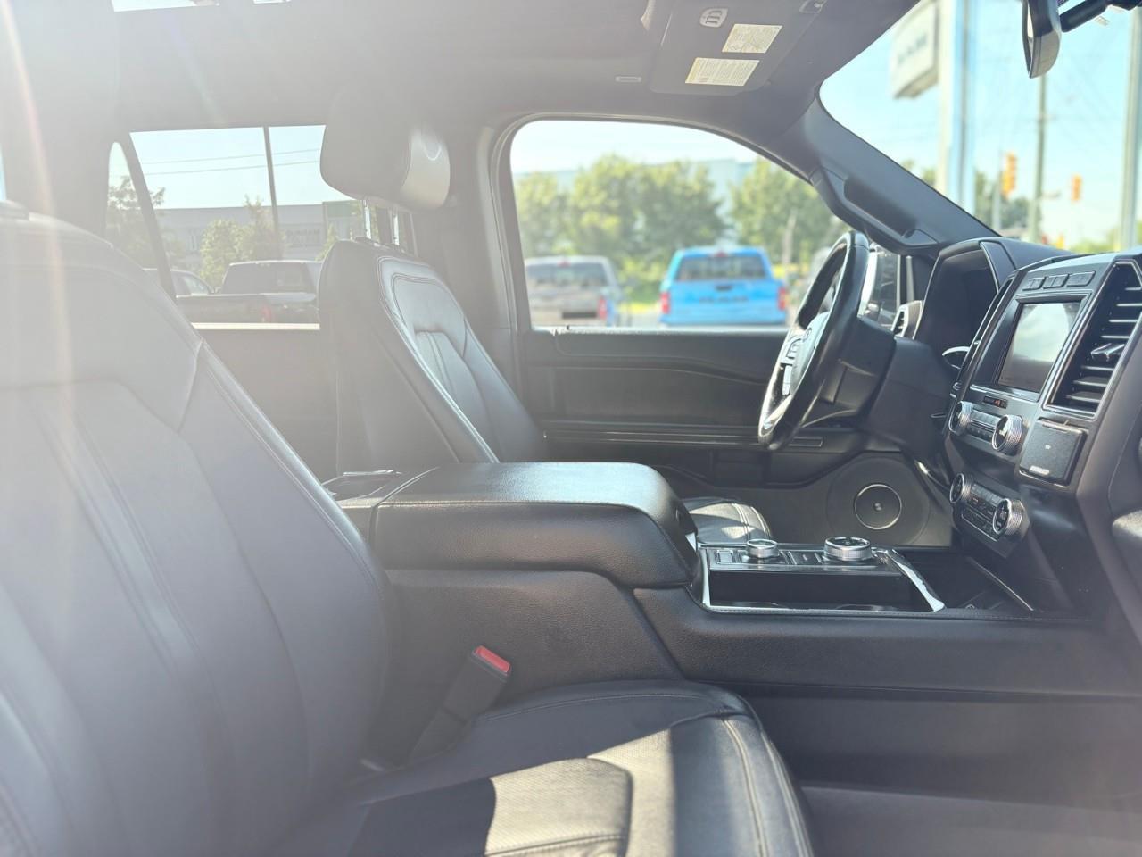2019 Ford Expedition Limited 4dr 4x4 Photo