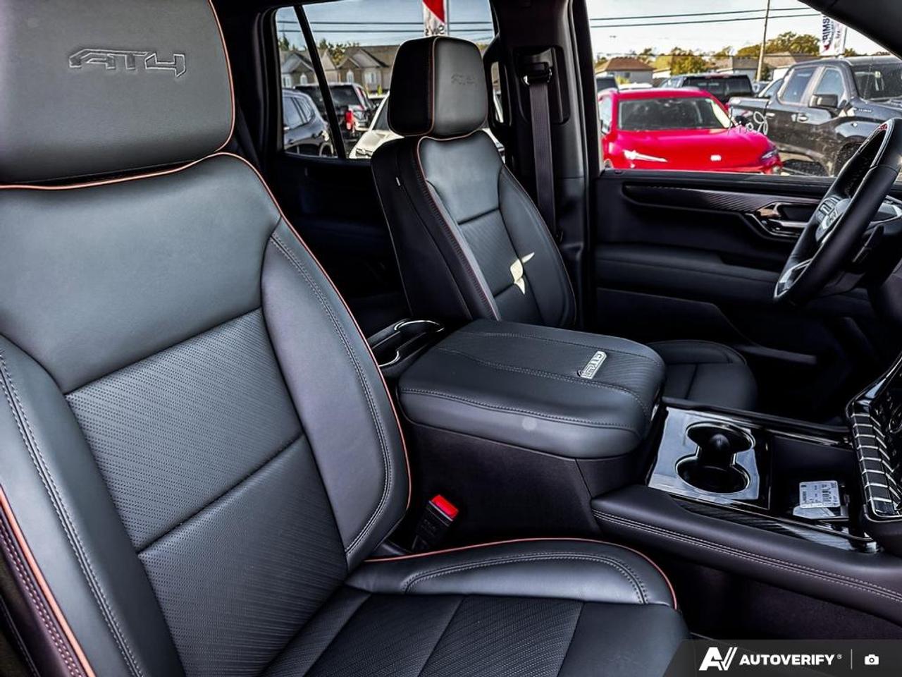 2026 GMC Yukon AT4 4dr 4x4 Photo
