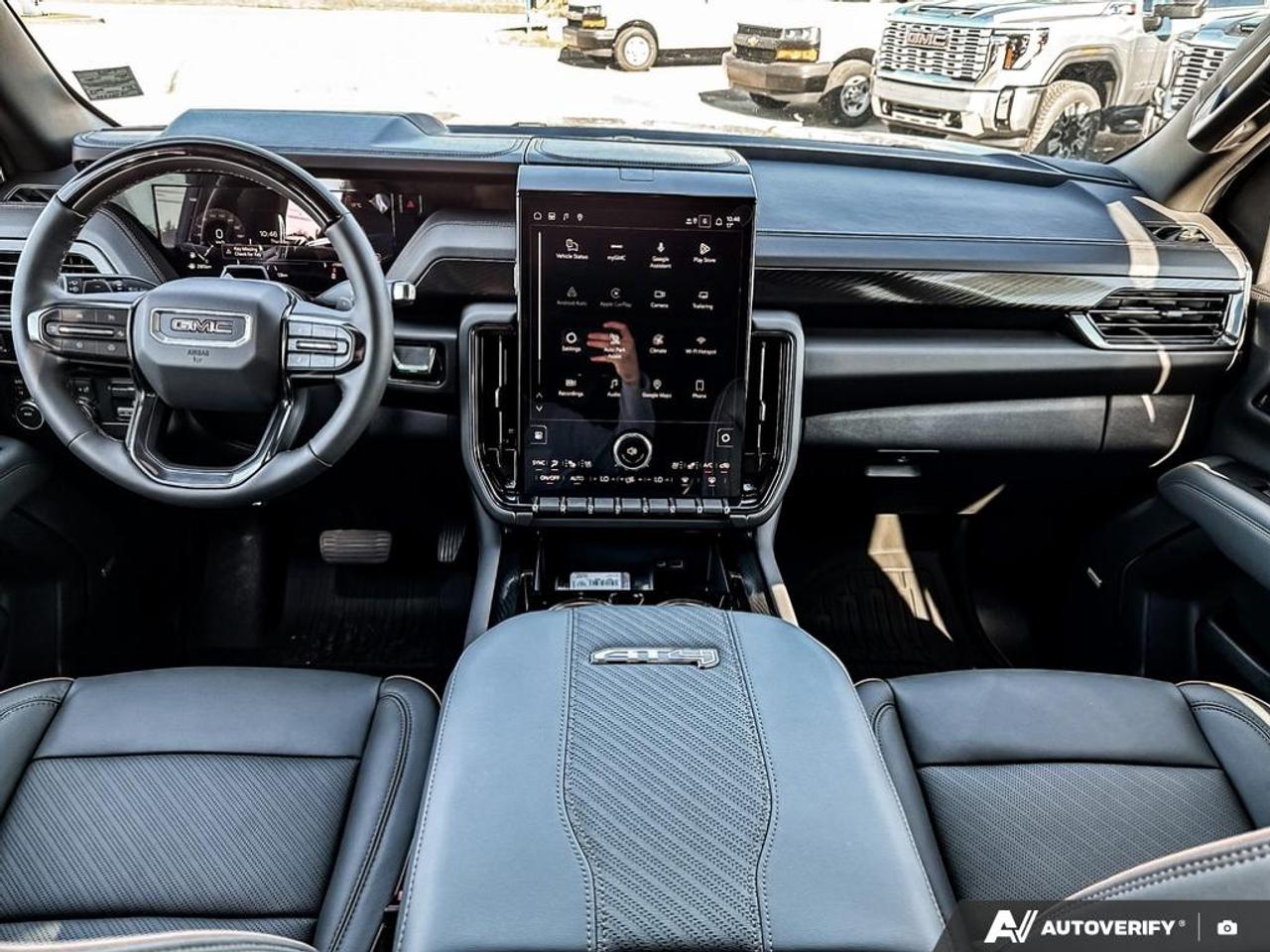 2026 GMC Yukon AT4 4dr 4x4 Photo