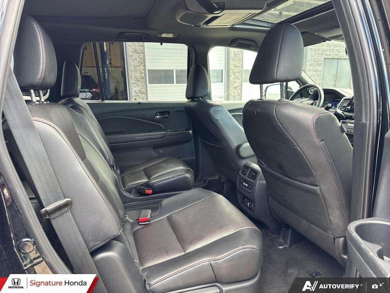 2020 Honda Pilot Black Edition Photo