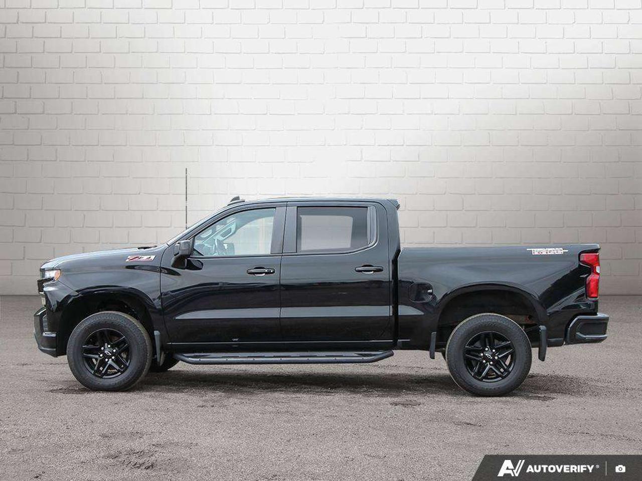 2021 Chevrolet Silverado 1500 LT TRAIL BOSS, 5.3L V8, 4X4, Z71 PGK, ALLOYS, LEATHER, SUNROOF, MACMASTER ORIGINAL, CERTIFIED PREOWNED! Photo5