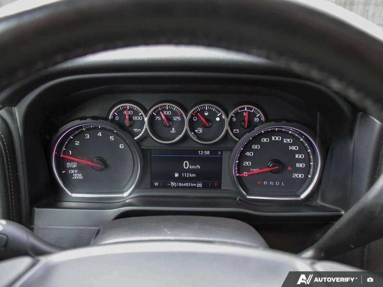 2021 Chevrolet Silverado 1500 LT TRAIL BOSS, 5.3L V8, 4X4, Z71 PGK, ALLOYS, LEATHER, SUNROOF, MACMASTER ORIGINAL, CERTIFIED PREOWNED! Photo