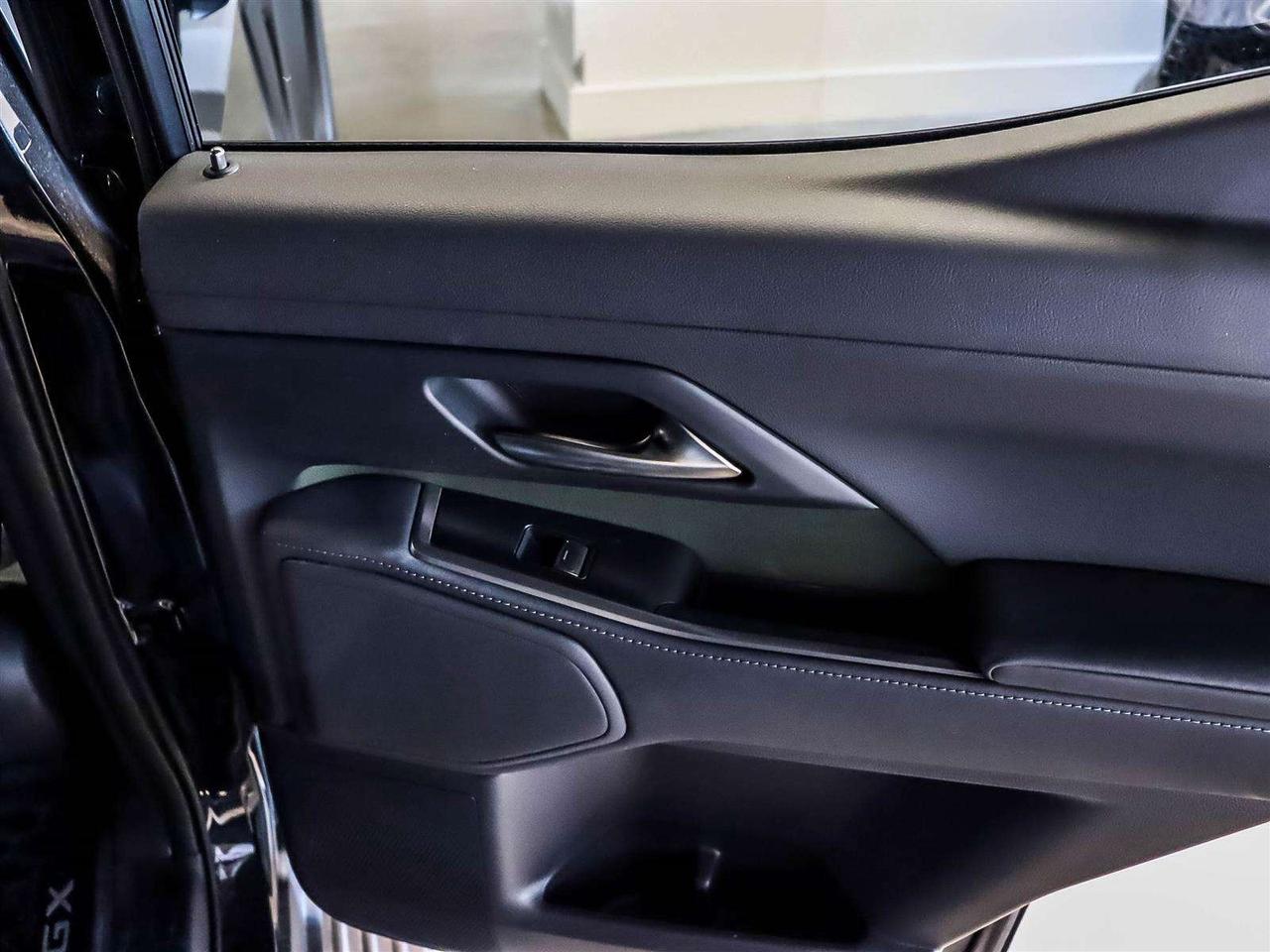 2026 Lexus GX OVERTRAIL 4X4 3.4L ADAPTIVE CRUISE NAVI Photo