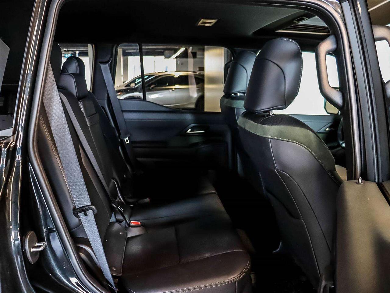 2026 Lexus GX OVERTRAIL 4X4 3.4L ADAPTIVE CRUISE NAVI Photo