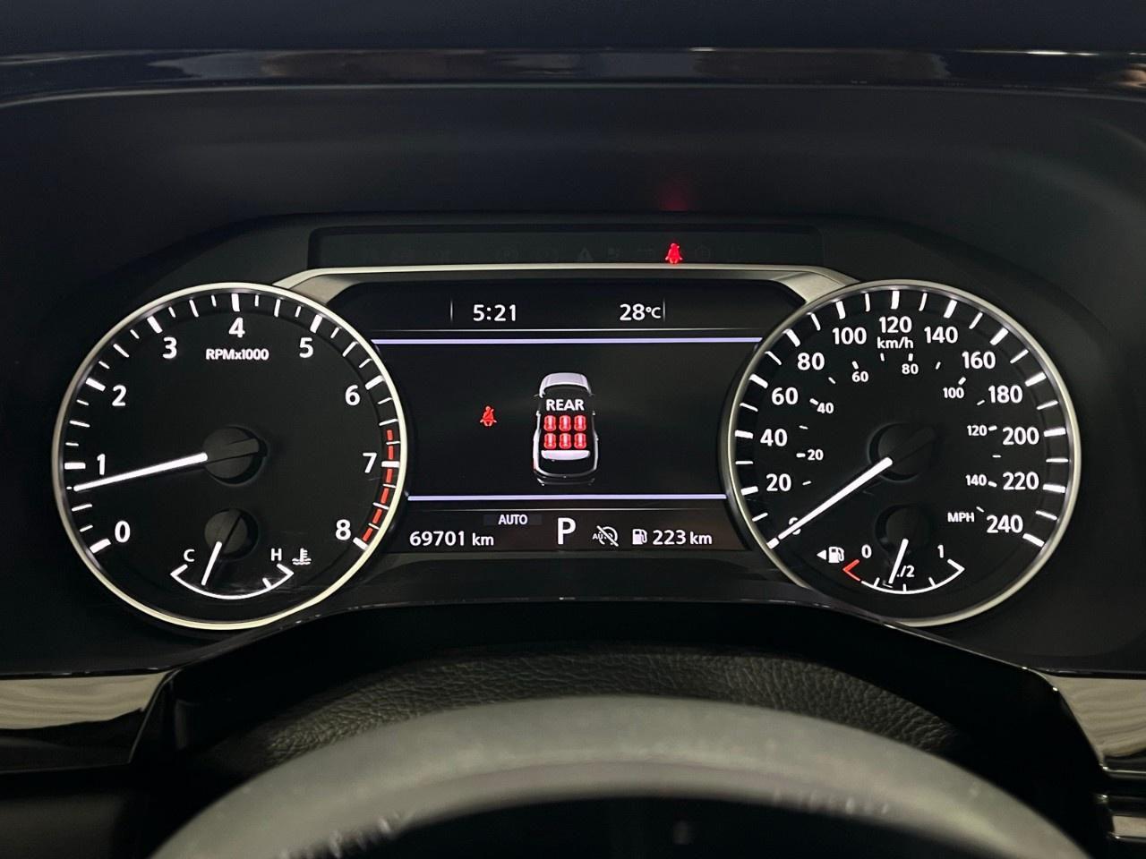 2024 Nissan Pathfinder SL 4WD Photo