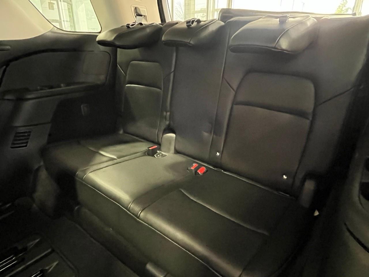 2024 Nissan Pathfinder SL 4WD Photo