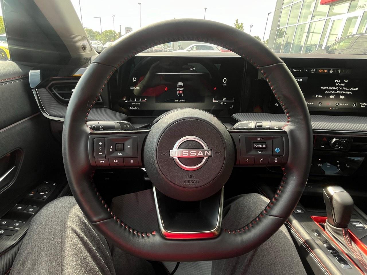 2025 Nissan Kicks SR AWD Photo