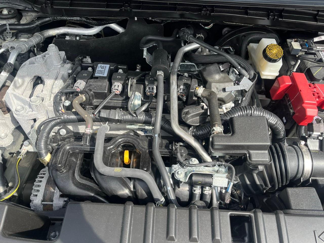 2025 Nissan Kicks SR AWD Photo
