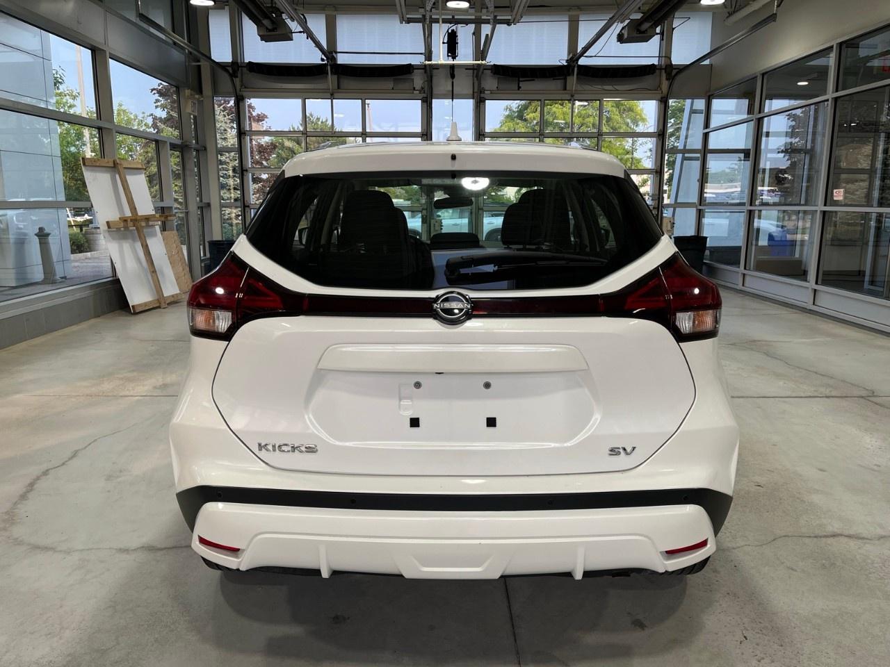 2022 Nissan Kicks SV FWD Photo