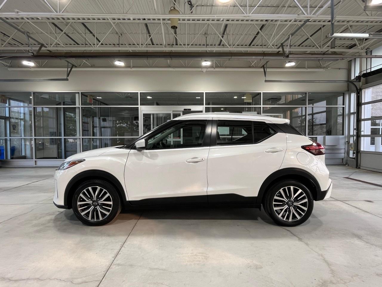 2022 Nissan Kicks SV FWD Photo
