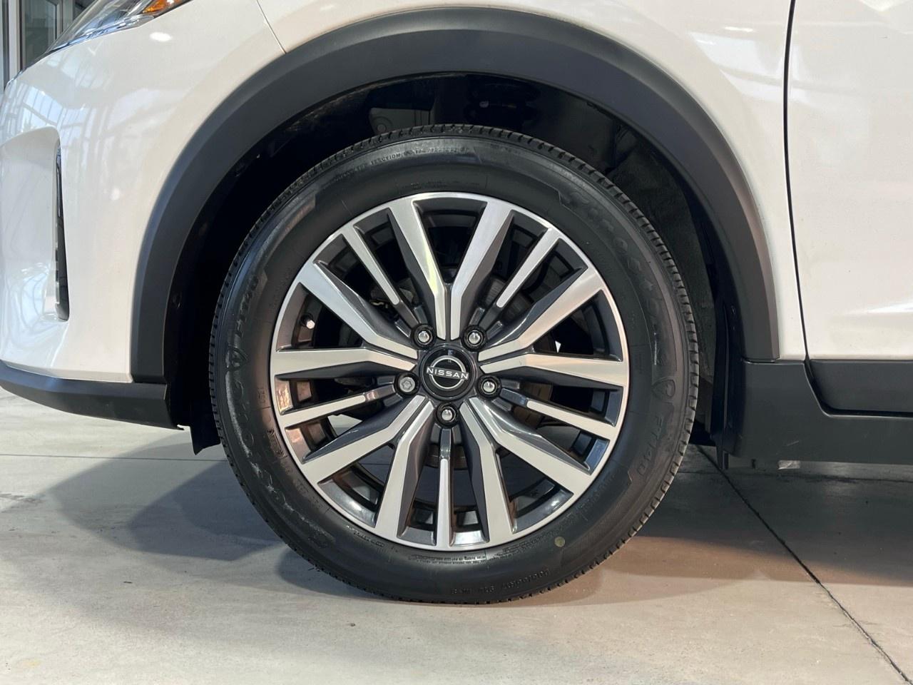 2022 Nissan Kicks SV FWD Photo