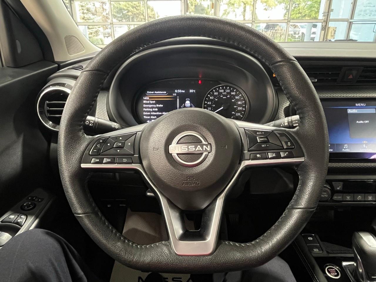 2022 Nissan Kicks SV FWD Photo
