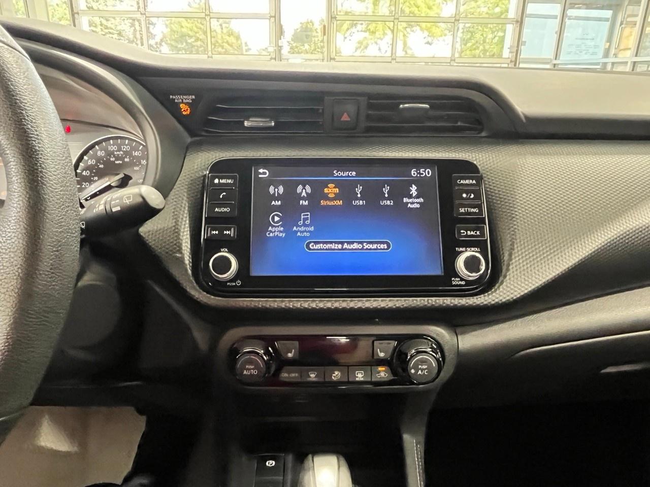 2022 Nissan Kicks SV FWD Photo
