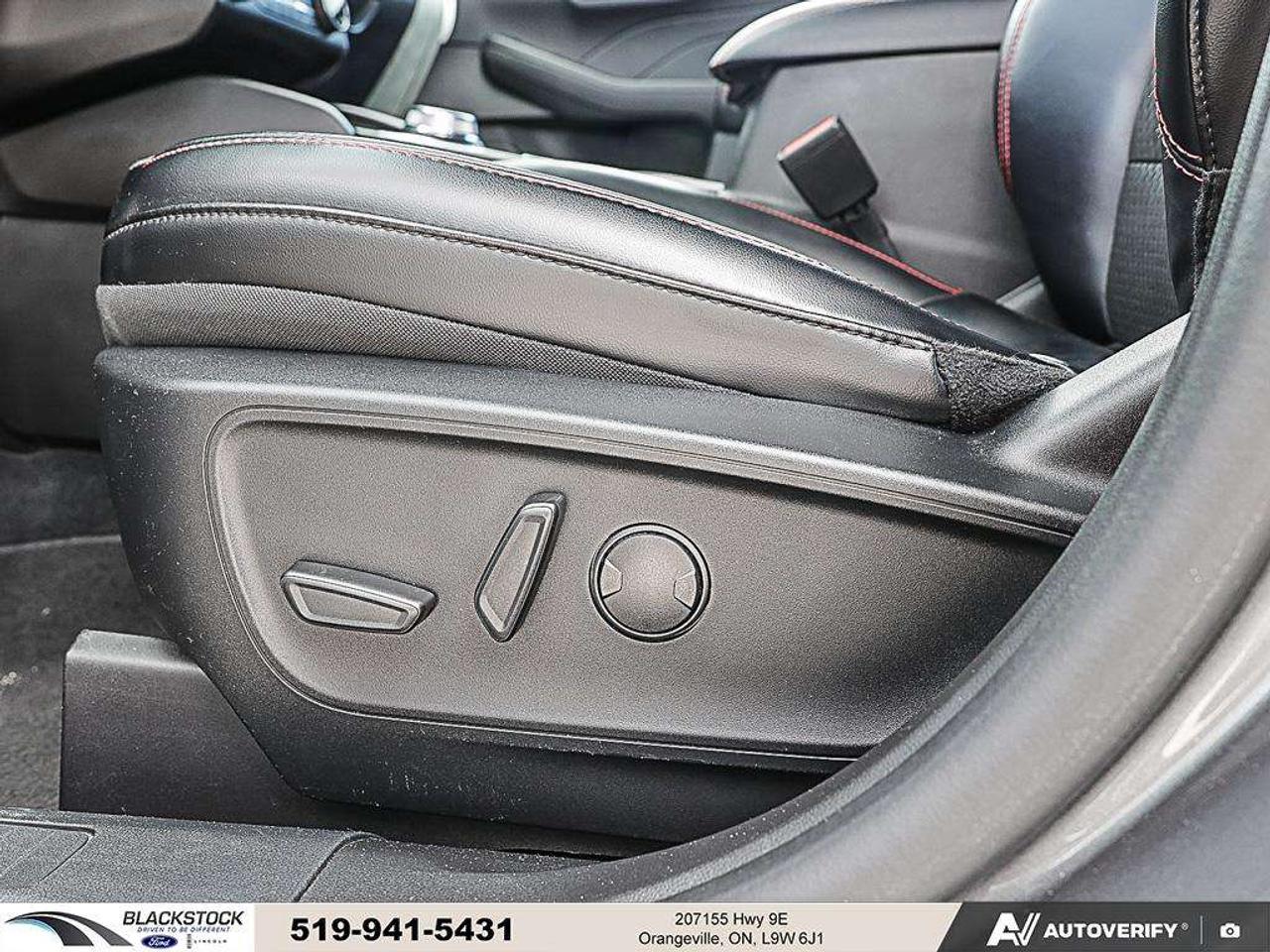 2024 Ford Escape ESCAPE ST LINE Photo