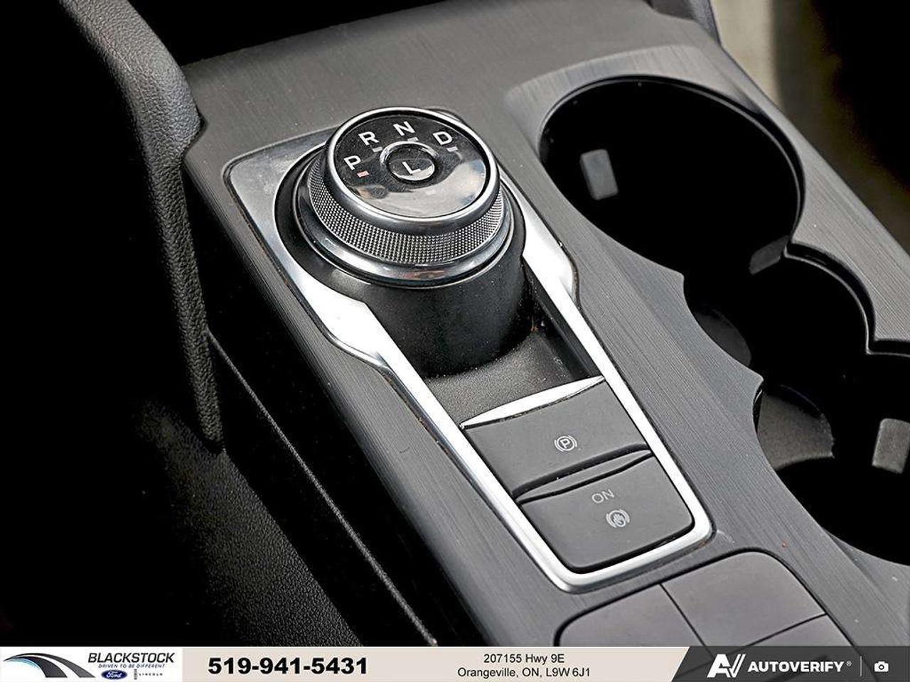 2024 Ford Escape ESCAPE ST LINE Photo