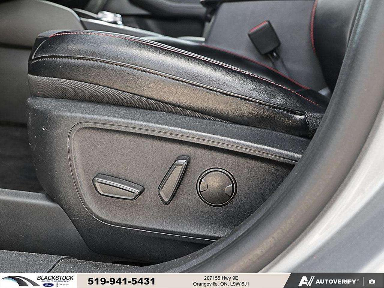2024 Ford Escape ESCAPE ST LINE Photo