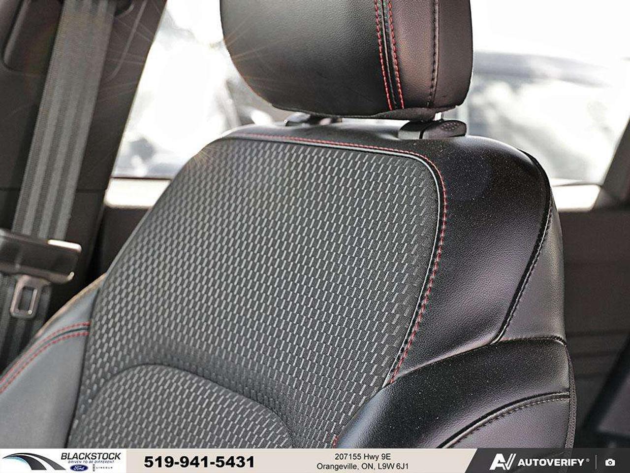 2024 Ford Escape ESCAPE ST LINE Photo