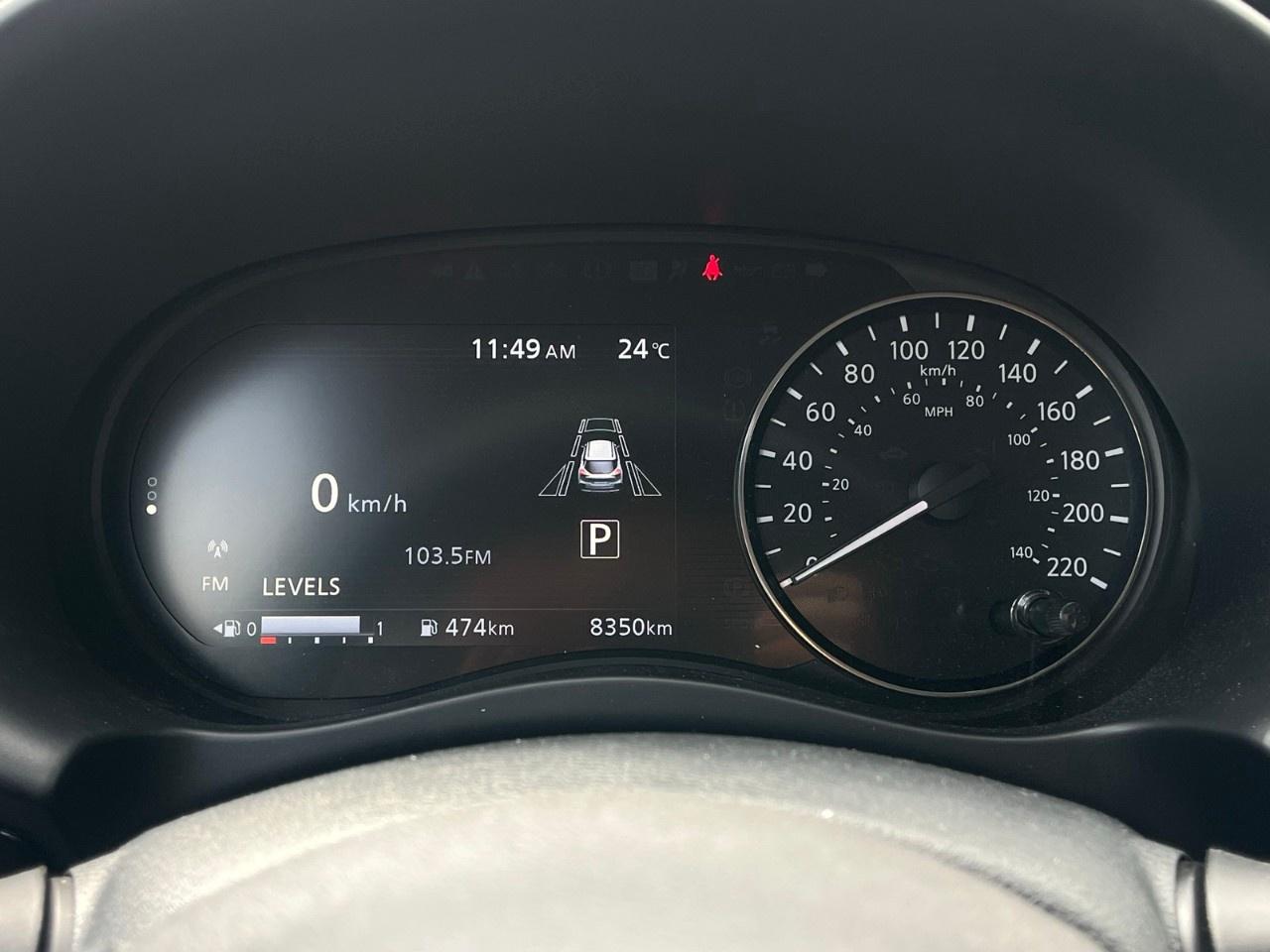 2025 Nissan Kicks Play SV FWD Photo
