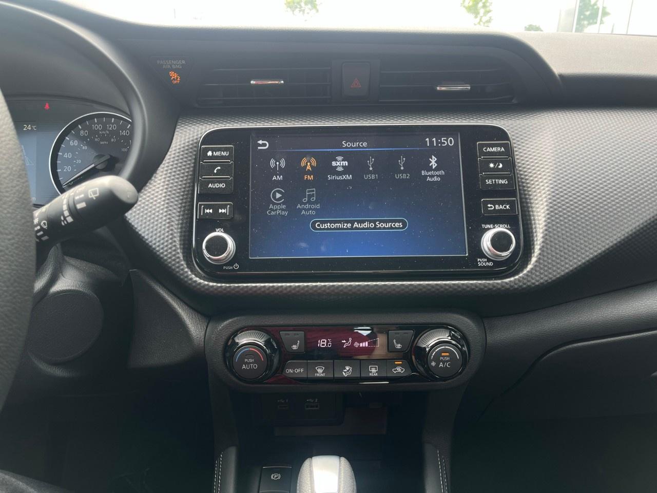 2025 Nissan Kicks Play SV FWD Photo