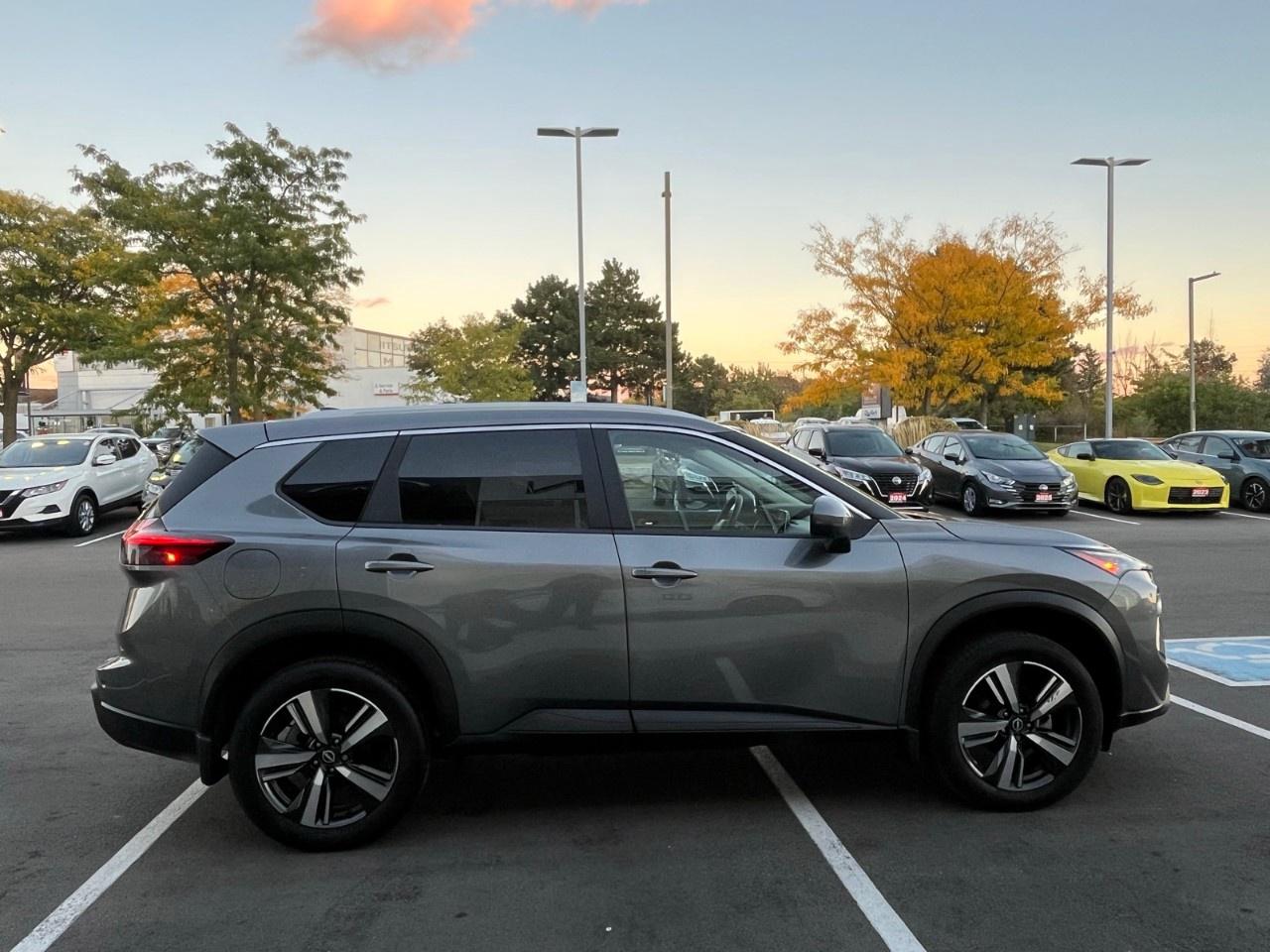 2025 Nissan Rogue AWD SV Moonroof Photo