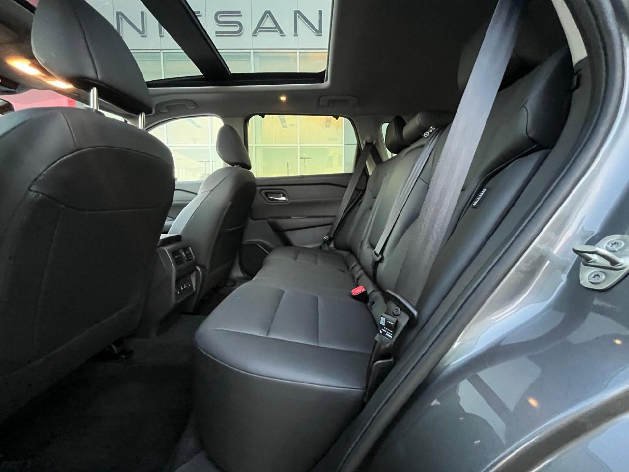 2025 Nissan Rogue AWD SV Moonroof Photo