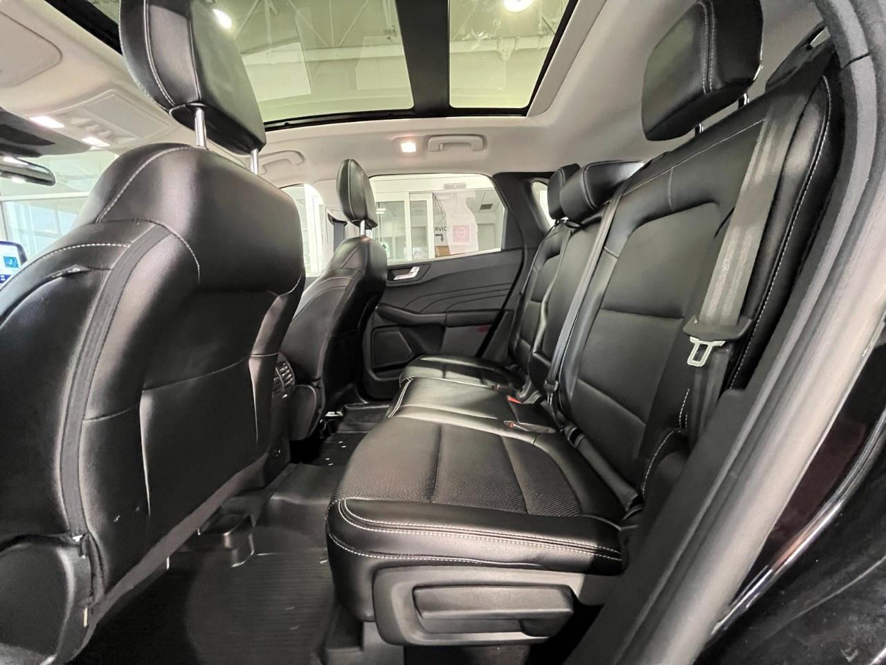 2022 Ford Escape SEL AWD Photo