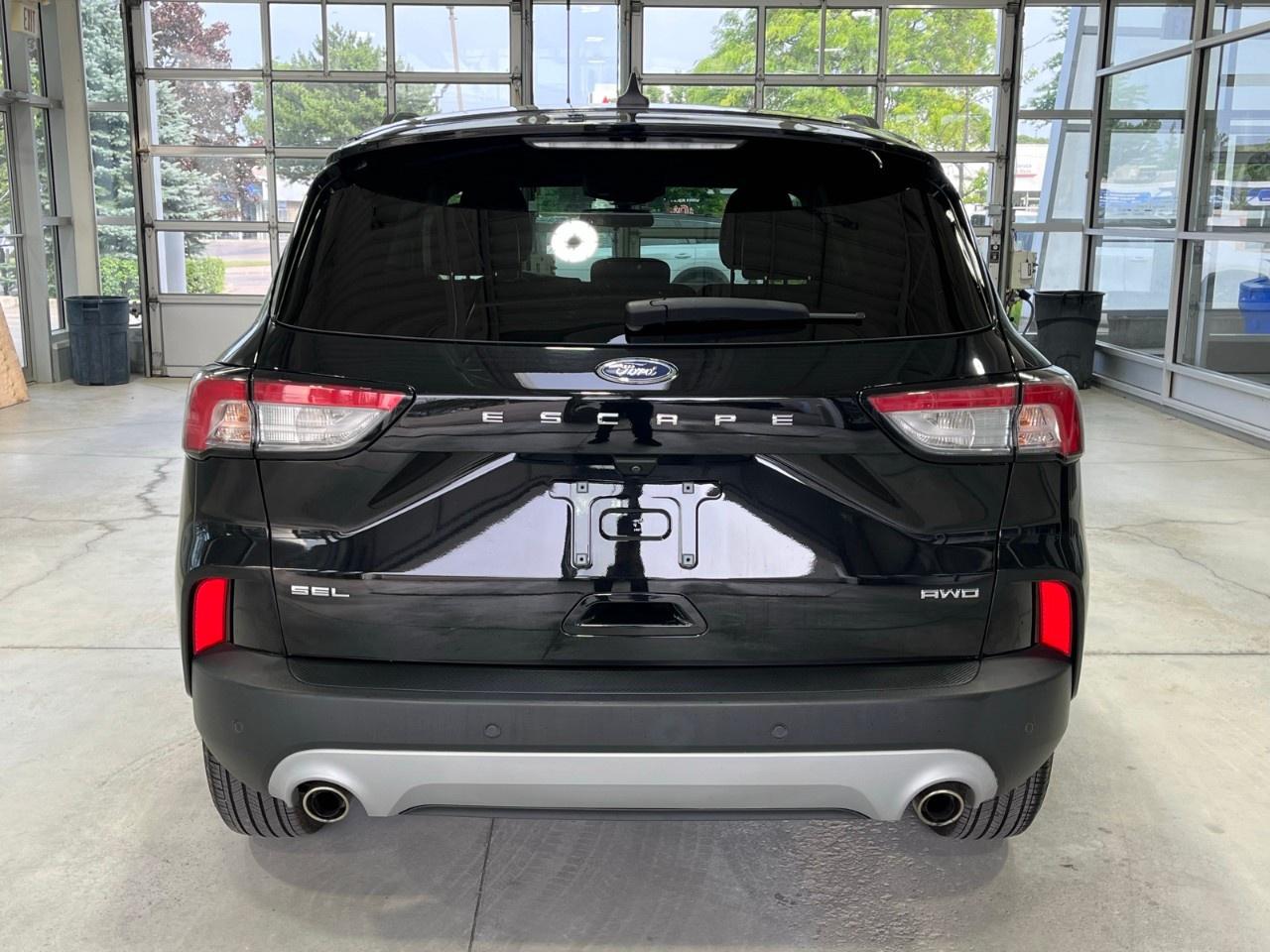2022 Ford Escape SEL AWD Photo