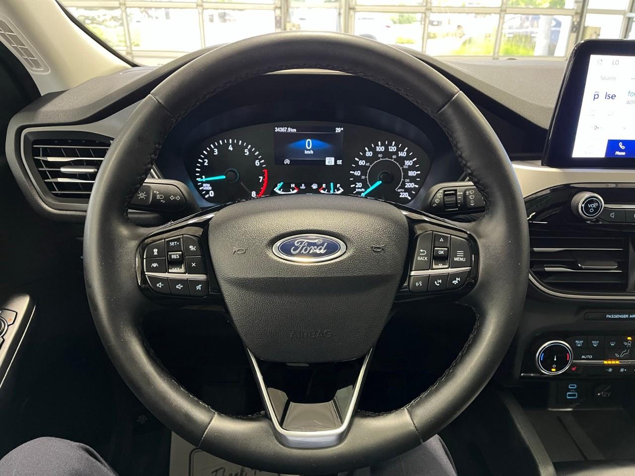 2022 Ford Escape SEL AWD Photo
