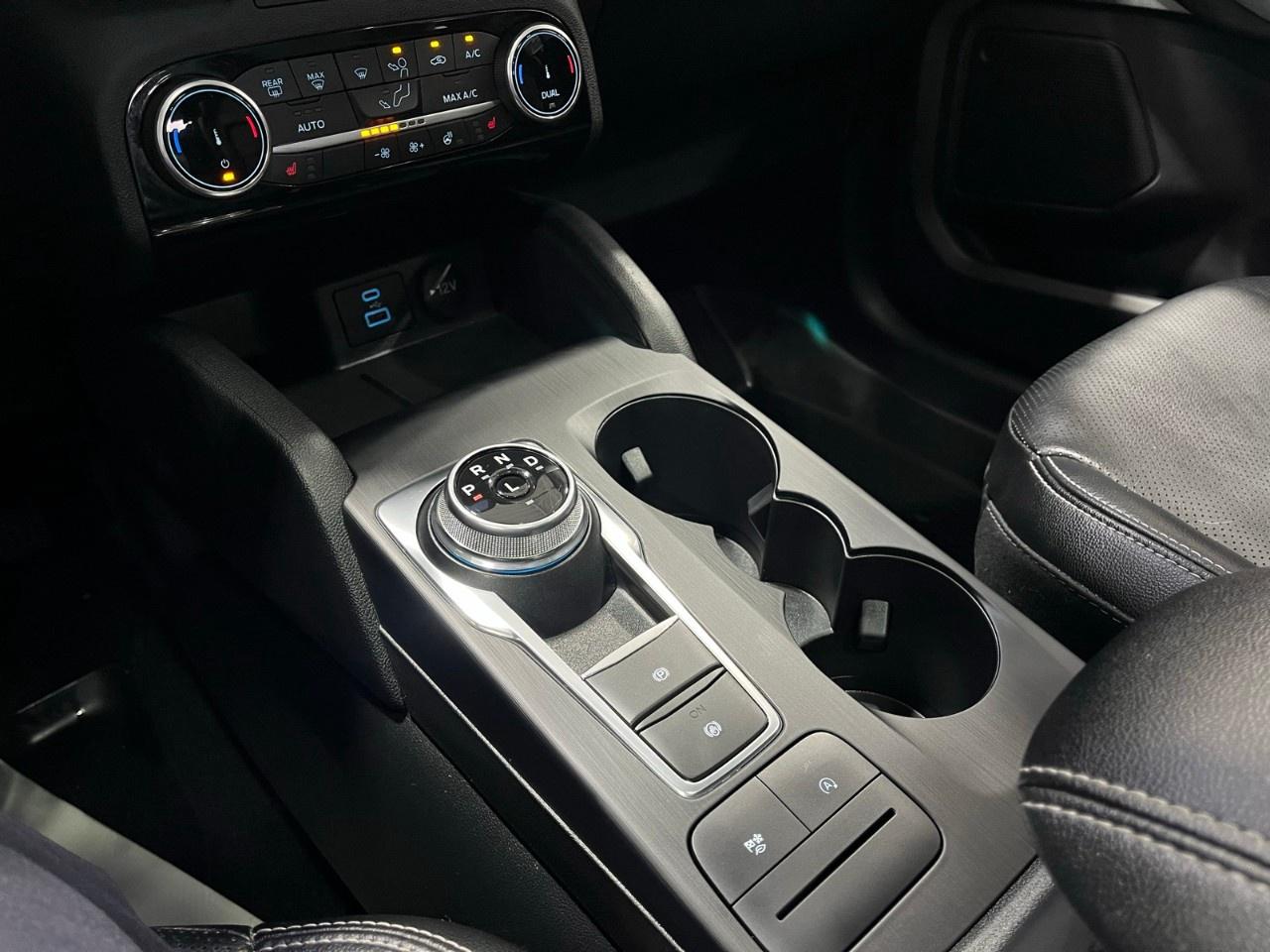 2022 Ford Escape SEL AWD Photo