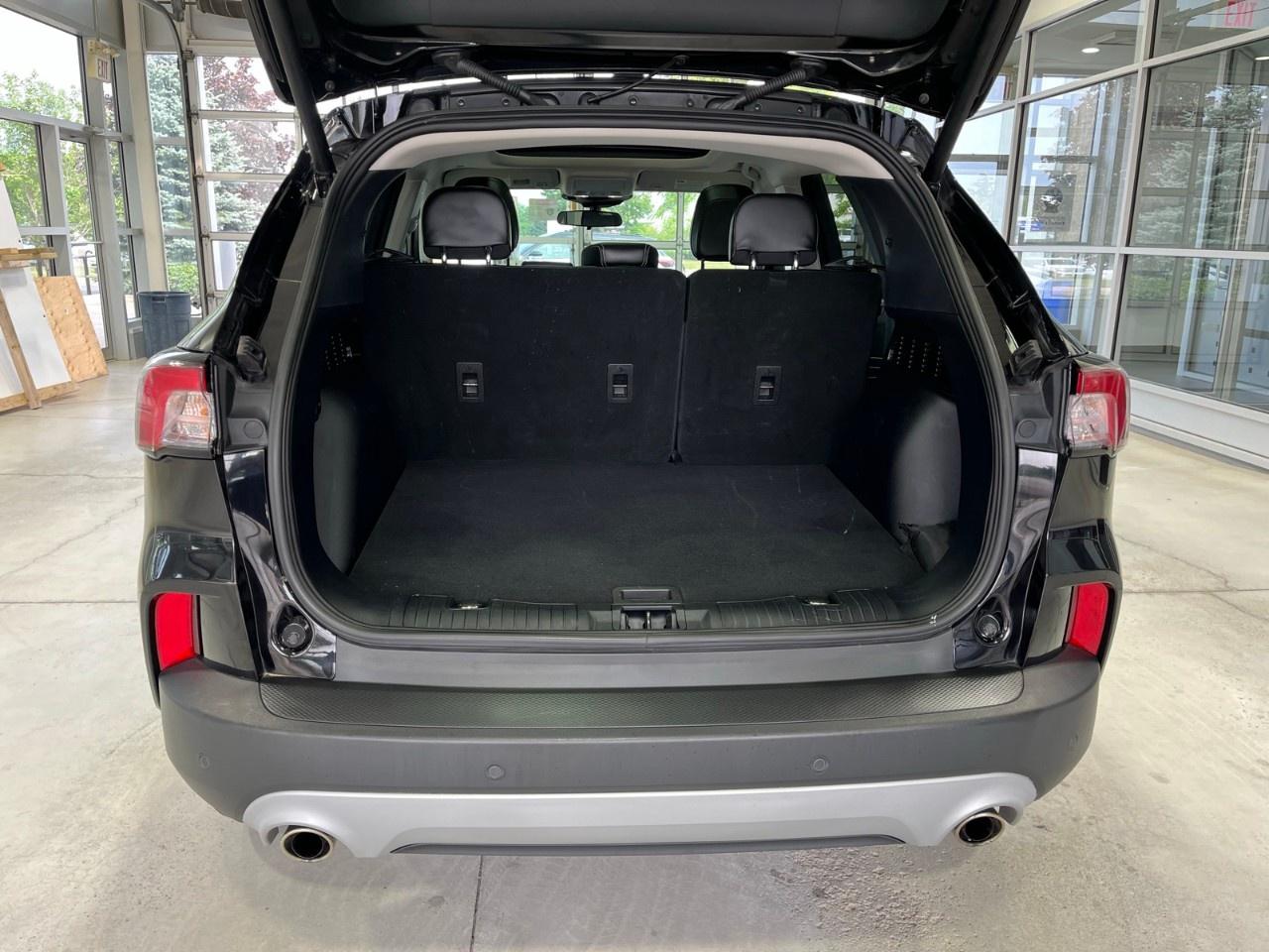 2022 Ford Escape SEL AWD Photo