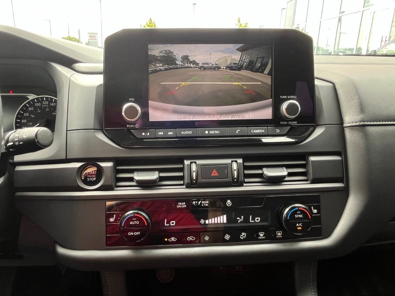 2025 Nissan Pathfinder S 4WD Photo