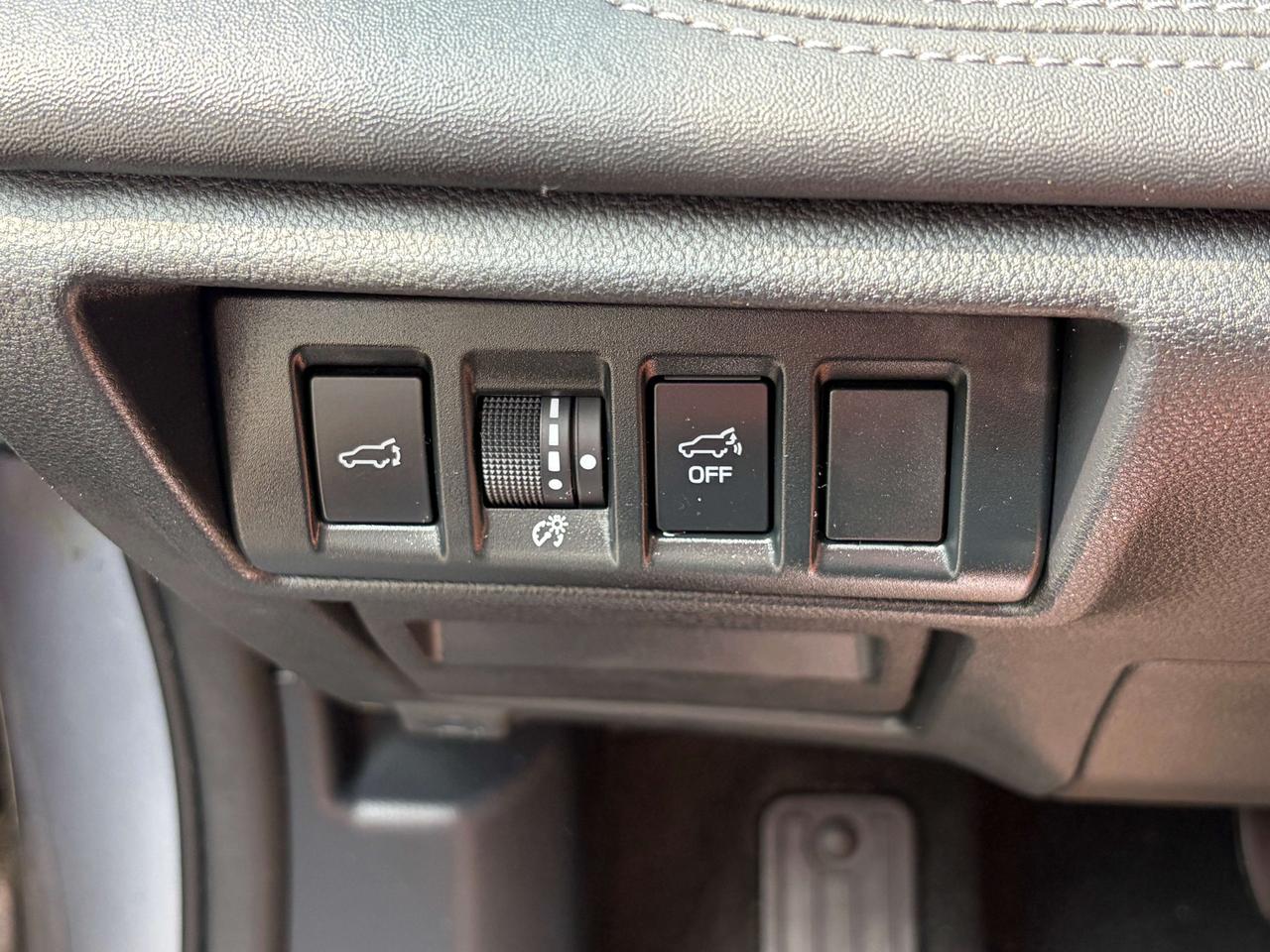 2023 Subaru Outback Limited AWD   Sunroof Photo