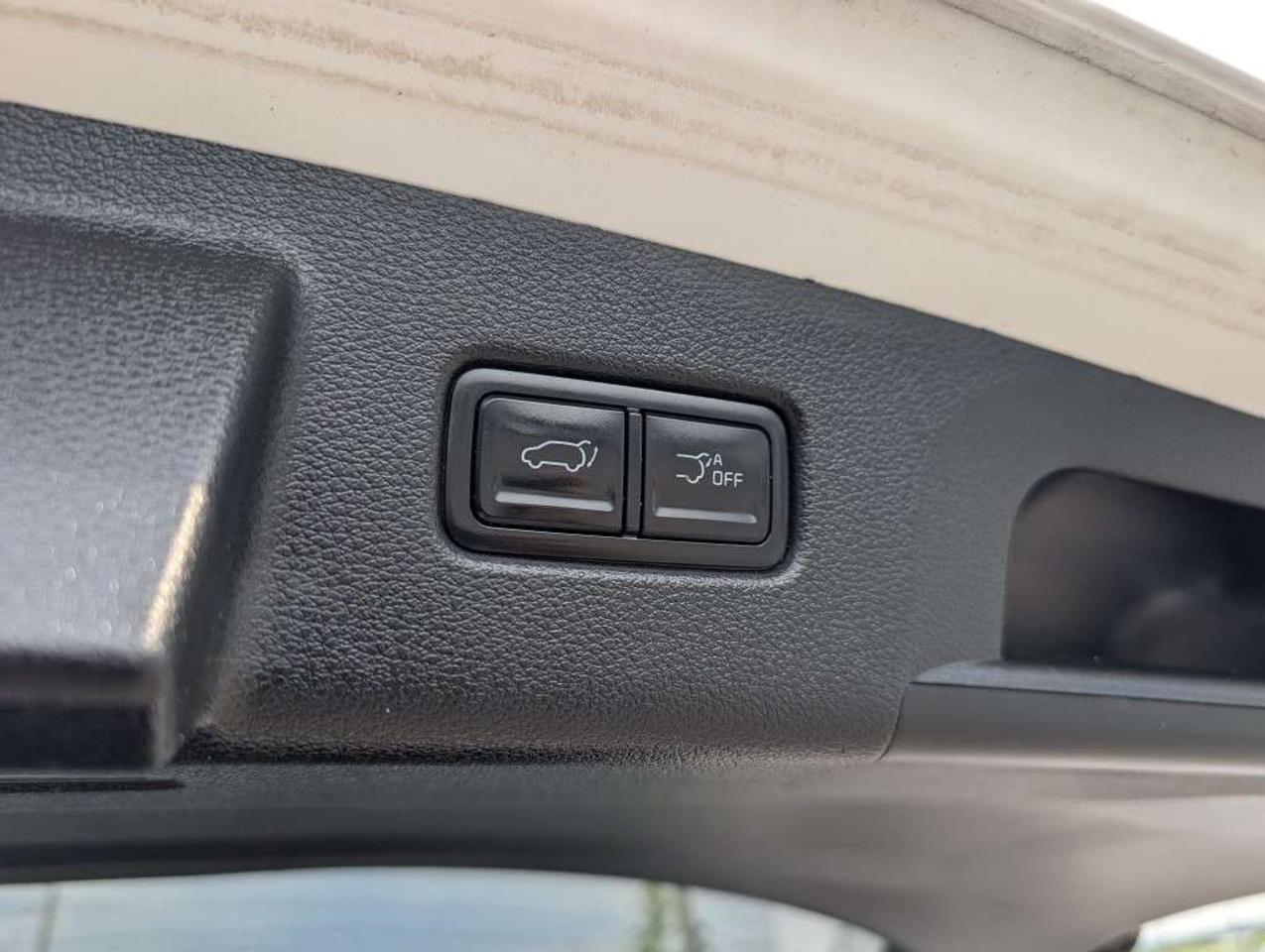 2023 Kia Telluride X-PRO NAV LEATHER ROOF CAMERA HTD COOLED SEATS Photo