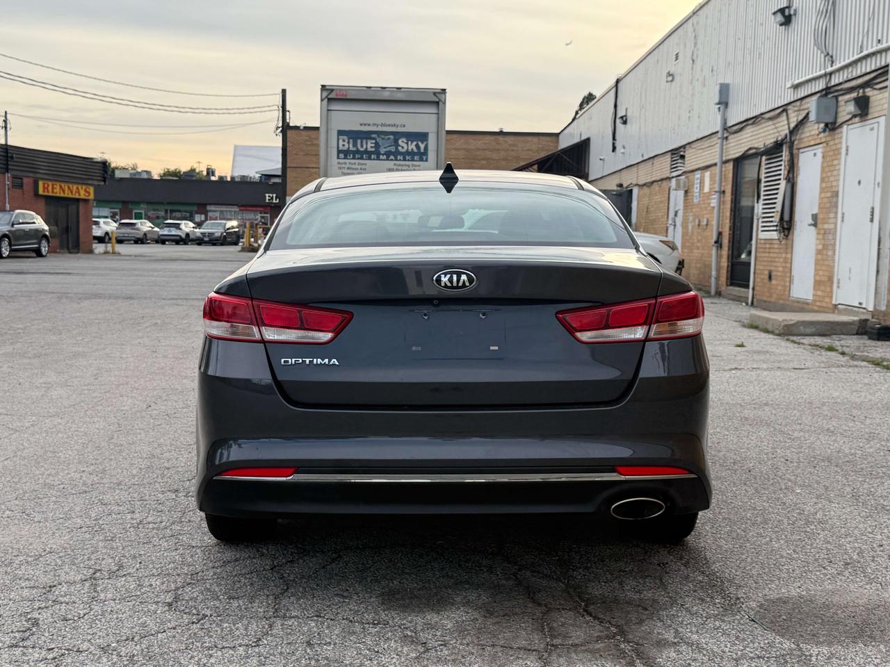 2016 Kia Optima LX+ l FWD l 2.4L l 4Cyl l 3 Year Warranty l 2 Keys Photo