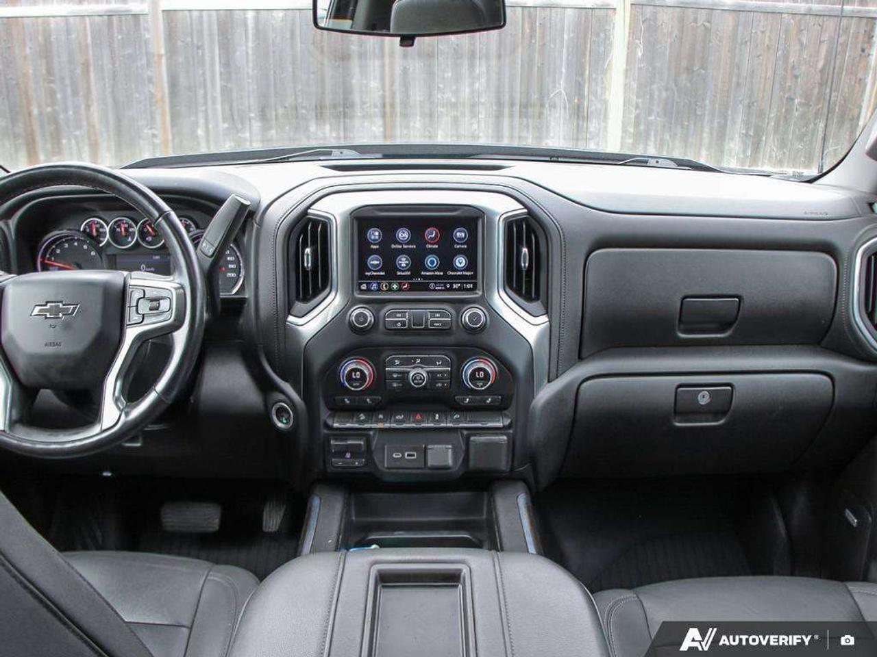 2021 Chevrolet Silverado 1500 LT TRAIL BOSS, 5.3L V8, 4X4, Z71 PGK, ALLOYS, LEATHER, SUNROOF, MACMASTER ORIGINAL, CERTIFIED PREOWNED! Photo