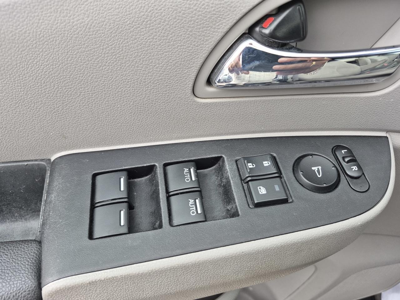 2016 Honda Odyssey EX Photo